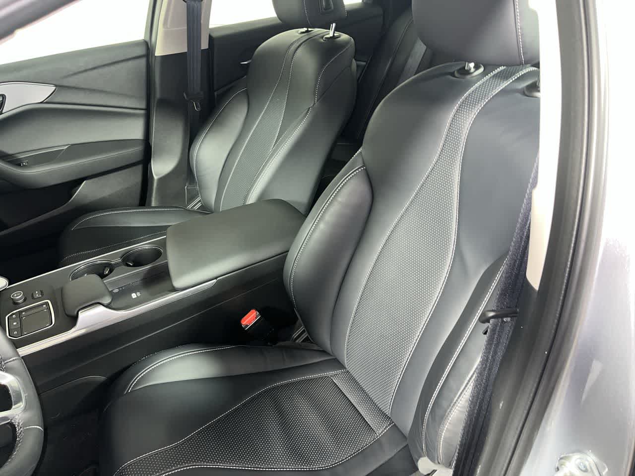 2025 Acura TLX w/Technology Package