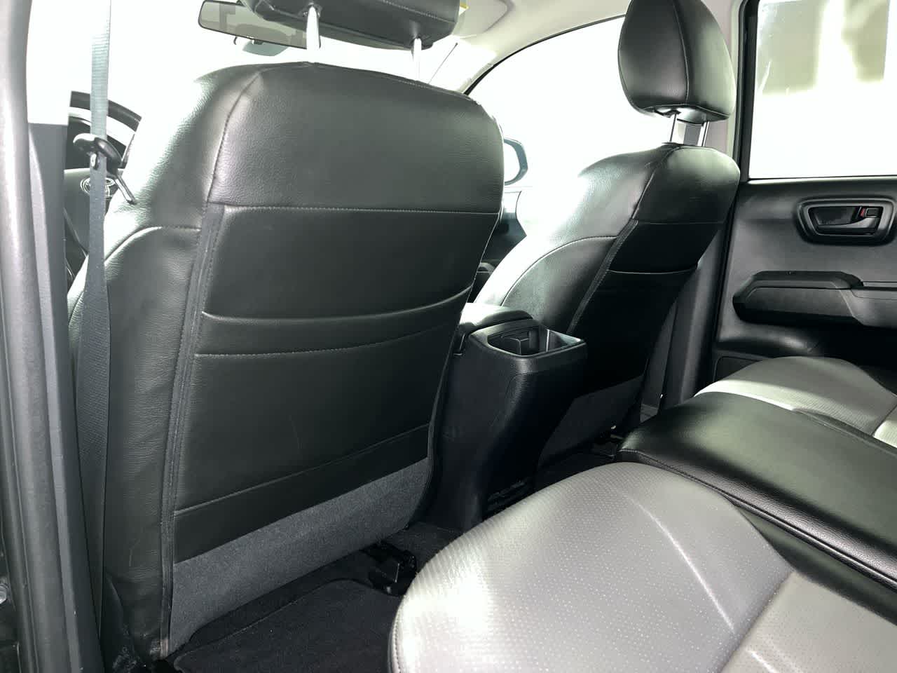 2018 Toyota Tacoma SR