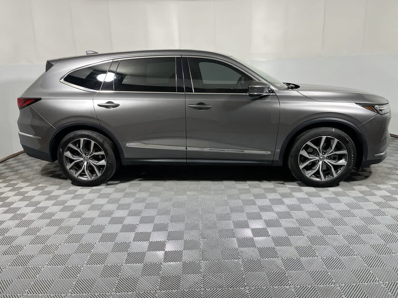 2023 Acura MDX w/Technology Package