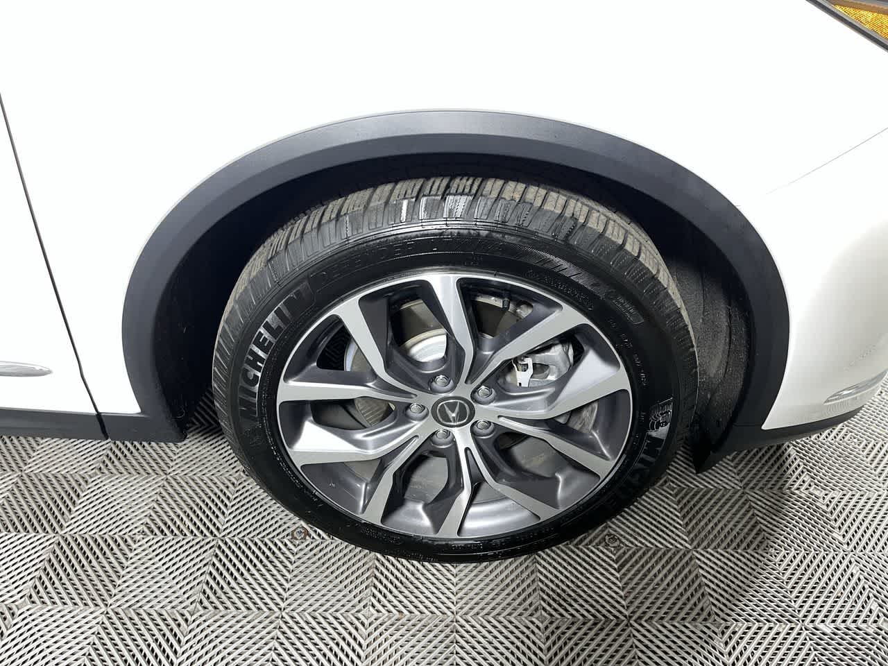2022 Acura MDX w/Technology Package