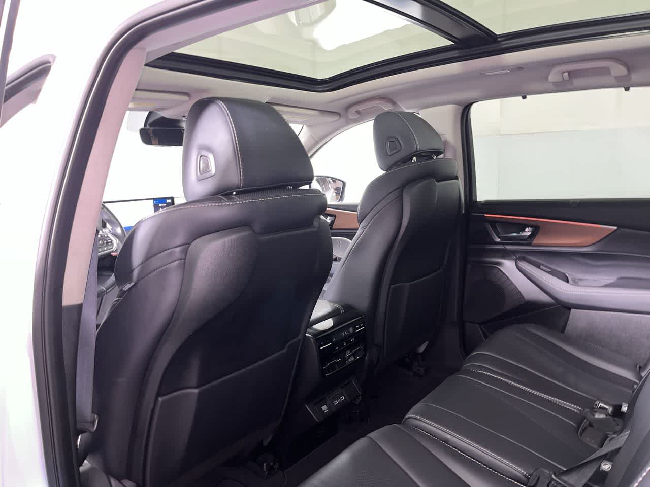2022 Acura MDX w/Technology Package