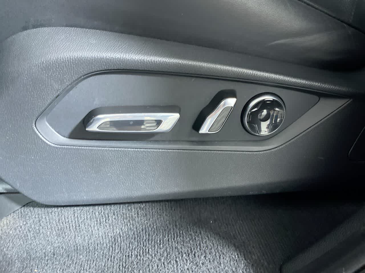 2023 Acura MDX w/Technology Package