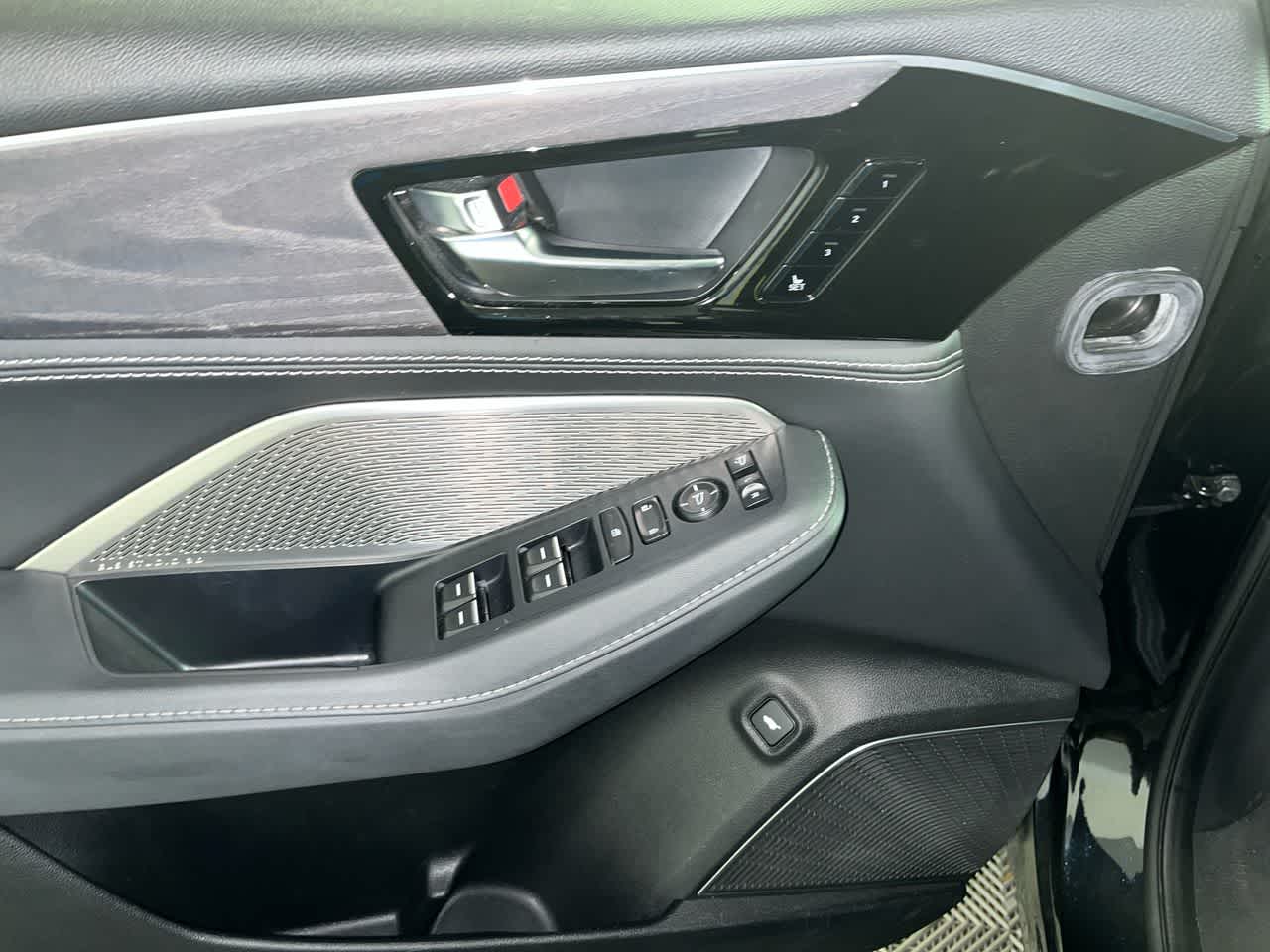 2023 Acura MDX w/Advance Package