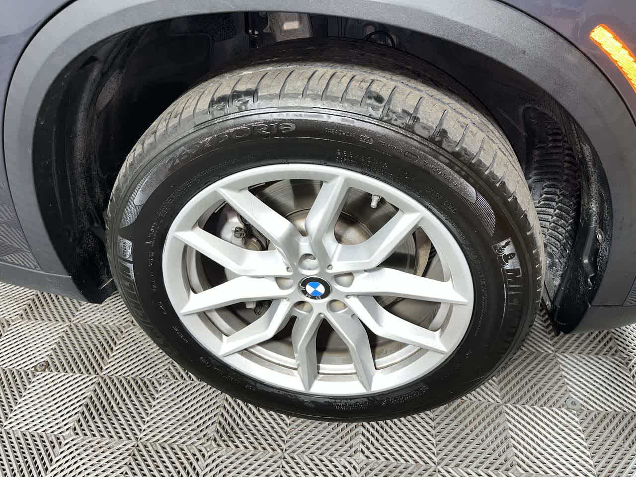 2019 BMW X5 xDrive40i xDrive40i
