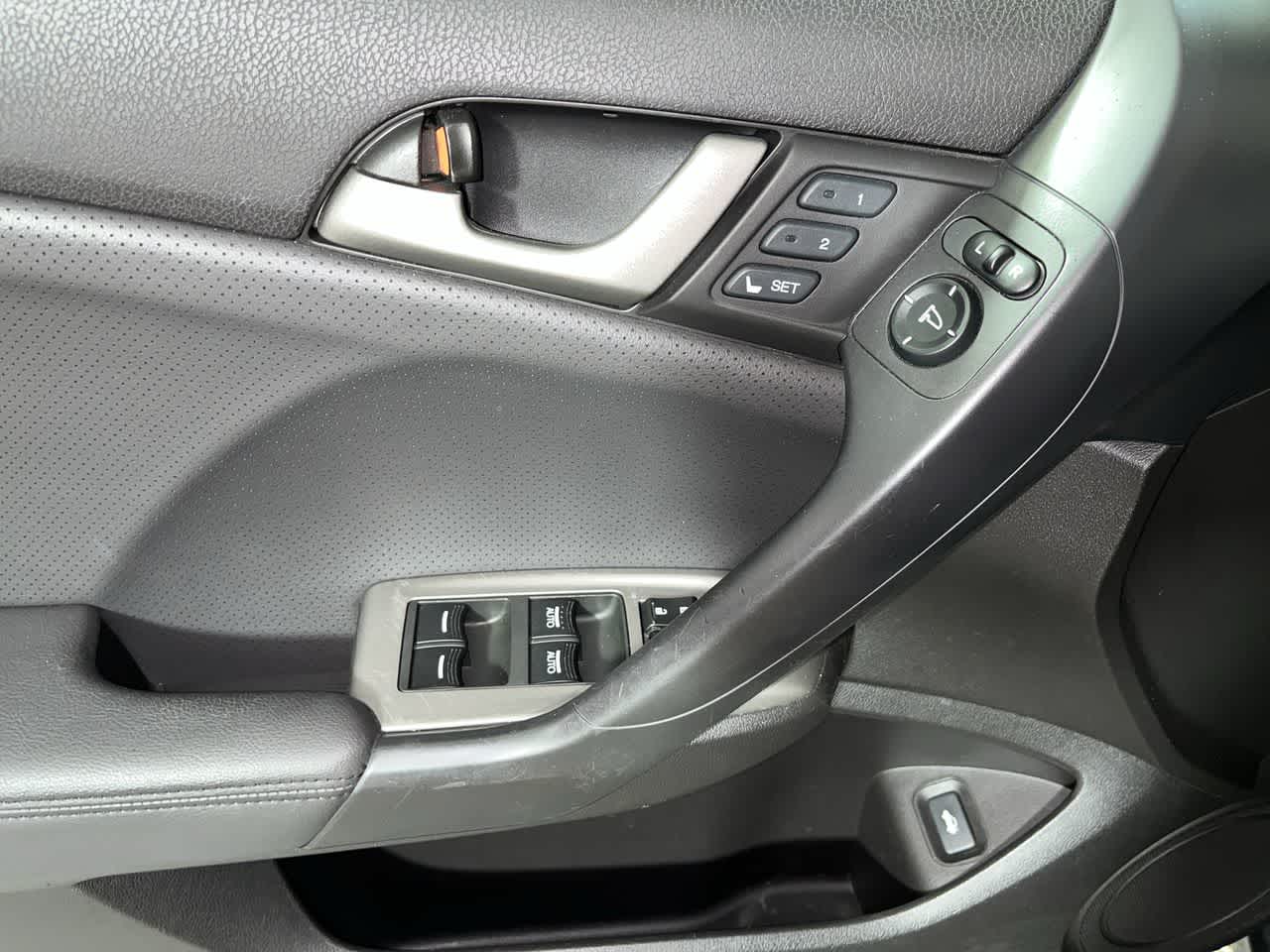 2010 Acura TSX 4dr Sdn I4 Auto