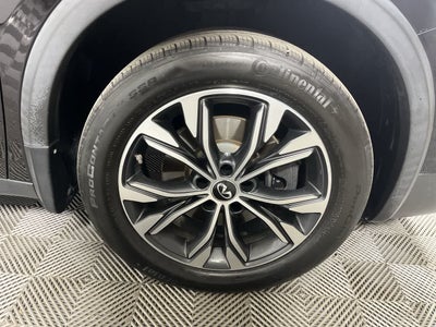 2018 INFINITI QX30 Premium