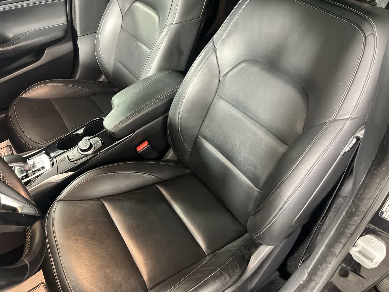 2018 INFINITI QX30 Premium