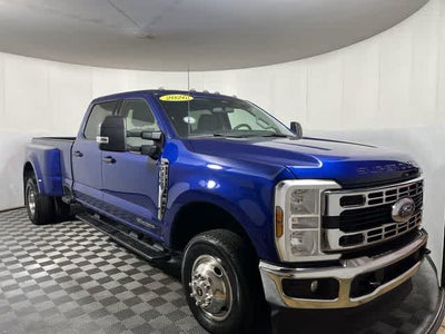 2026 Ford Super Duty F-350 DRW Pickup XLT