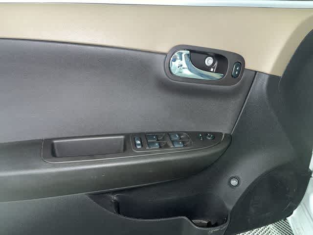 2011 Chevrolet Malibu LS w/1LS