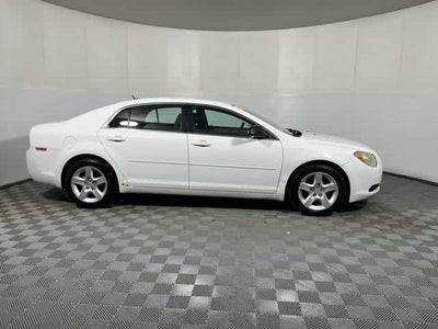 2011 Chevrolet Malibu LS w/1LS