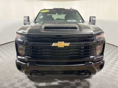 2024 Chevrolet Silverado 2500HD Custom