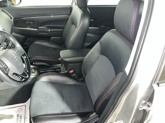 2024 Mitsubishi Outlander Sport SE