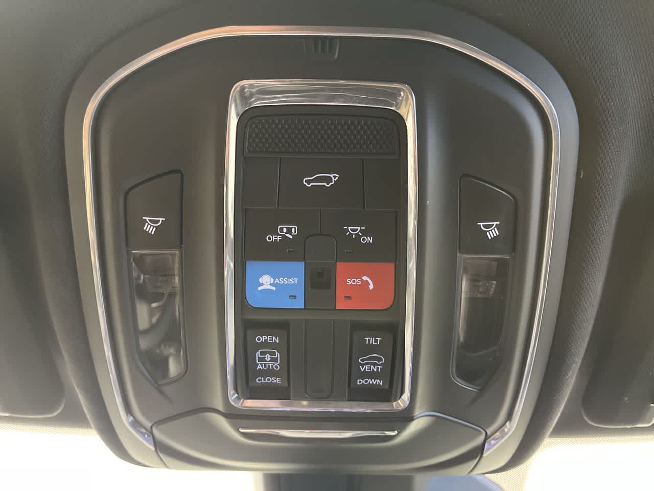 2023 Jeep Grand Cherokee L Altitude