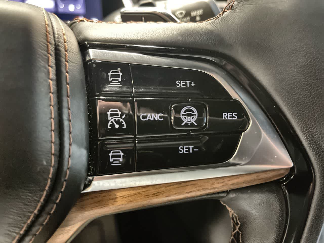 2023 Jeep Grand Cherokee L Summit Reserve