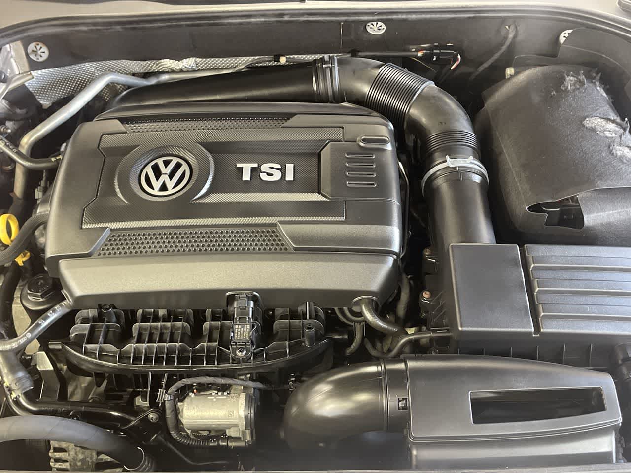 2016 Volkswagen Passat 1.8T SE