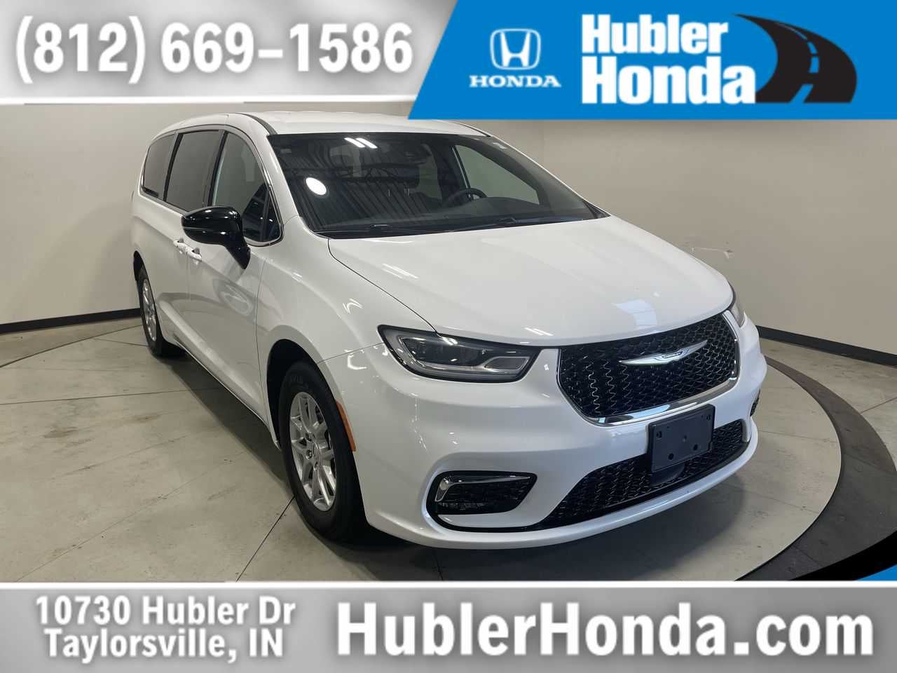 2025 Chrysler Pacifica Select