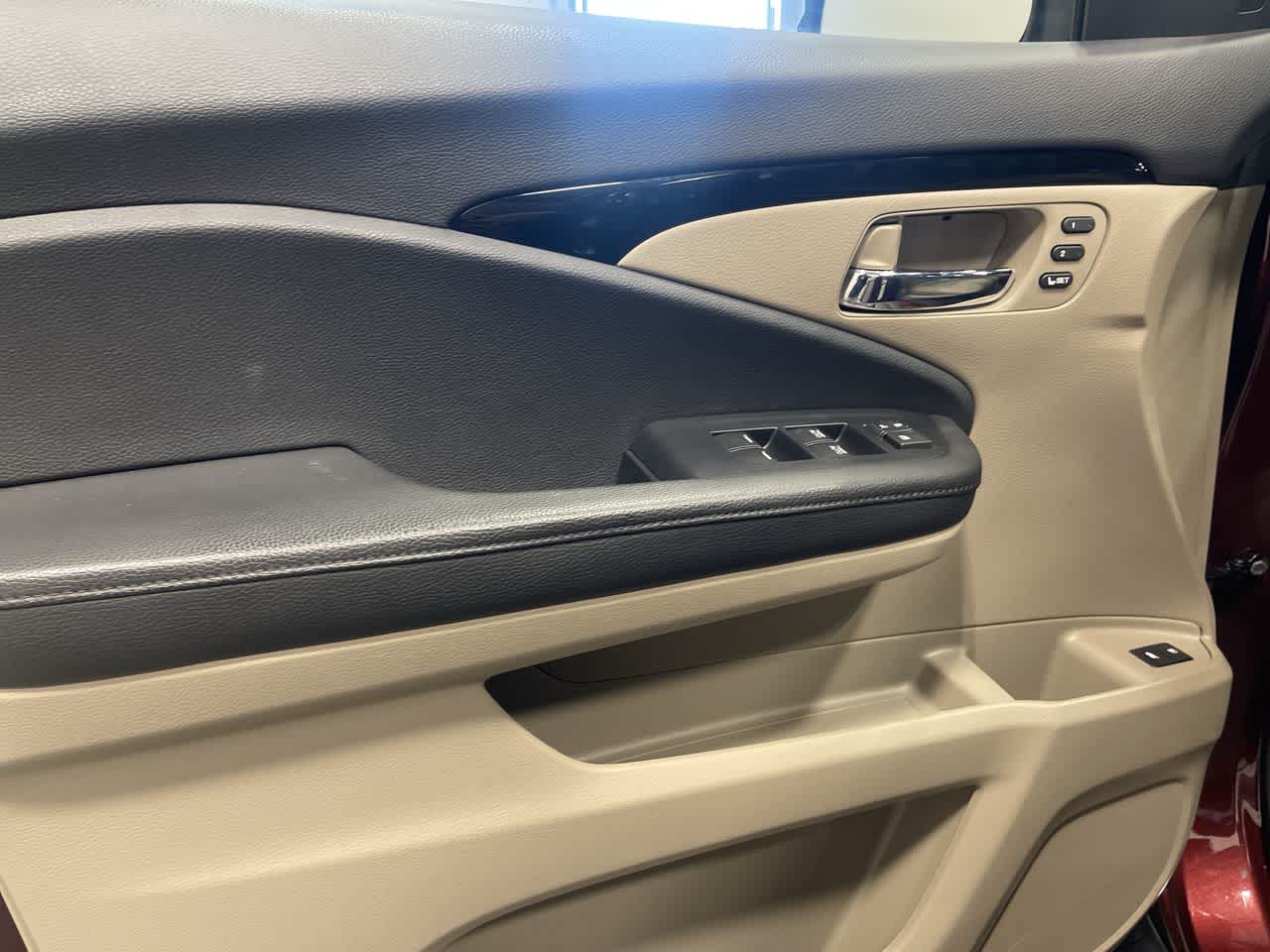 2021 Honda Pilot Touring 7-Passenger