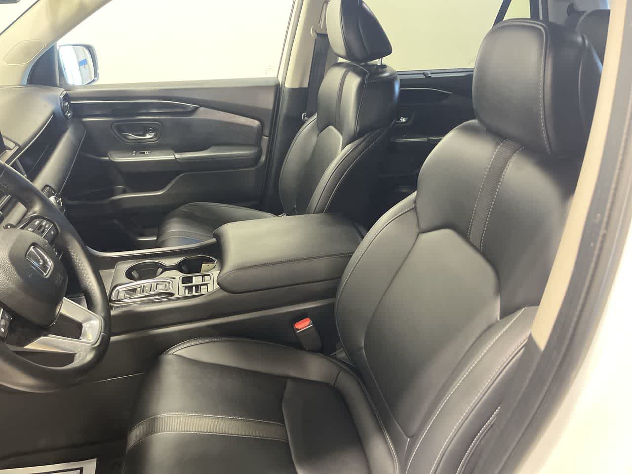 2023 Honda Pilot EX-L 8 Passenger