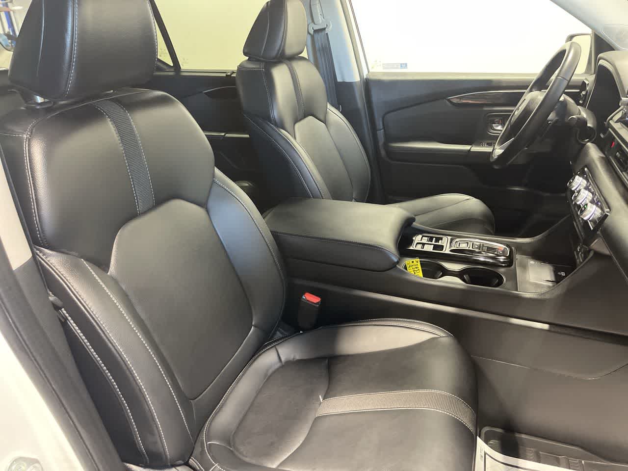 2023 Honda Pilot EX-L 8 Passenger