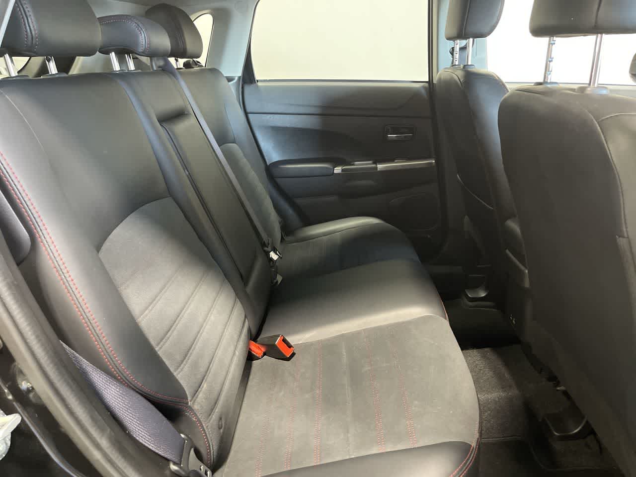2024 Mitsubishi Outlander Sport SE