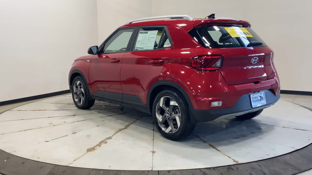 2022 Hyundai Venue SEL