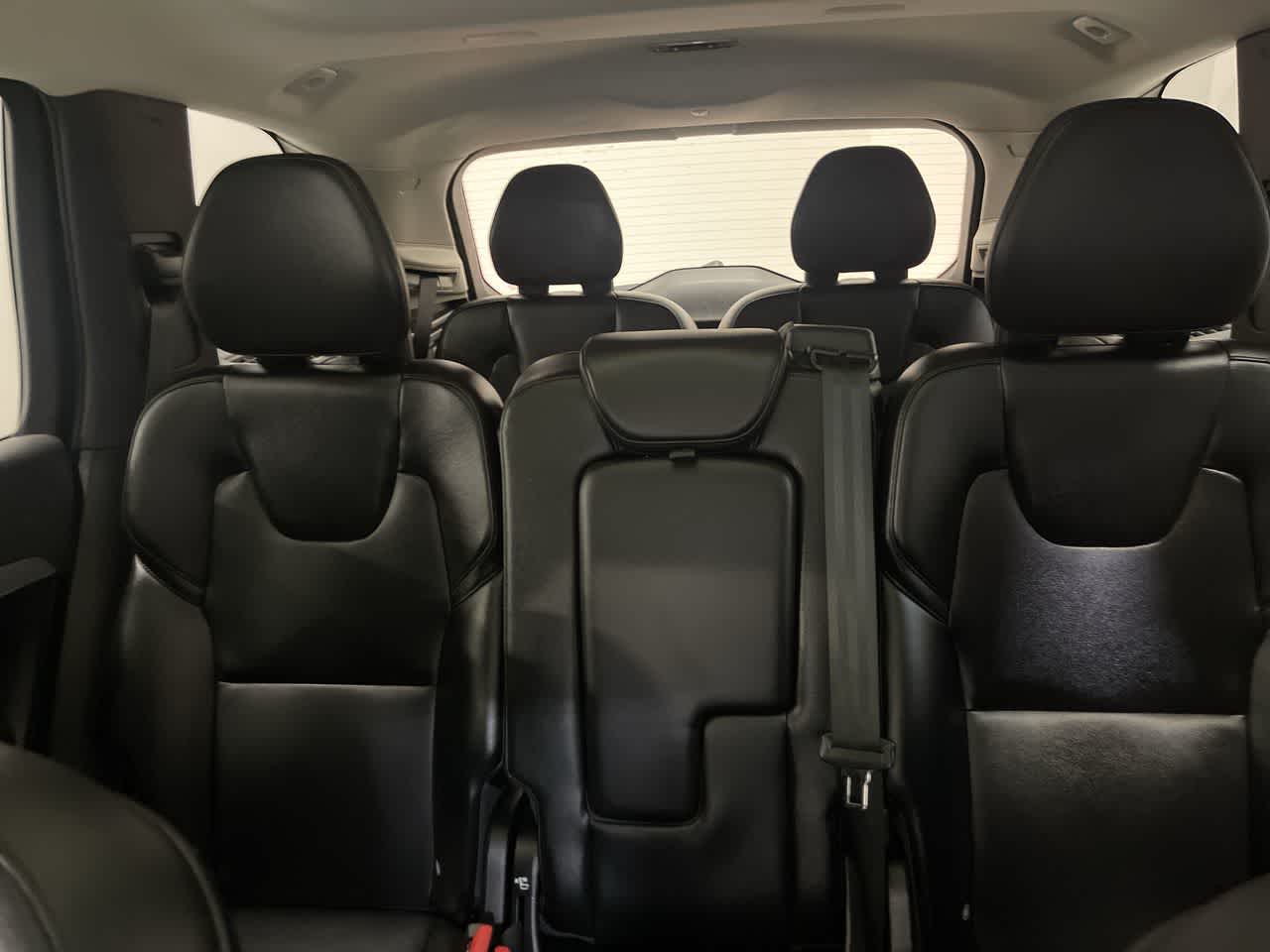 2022 Volvo XC90 Momentum