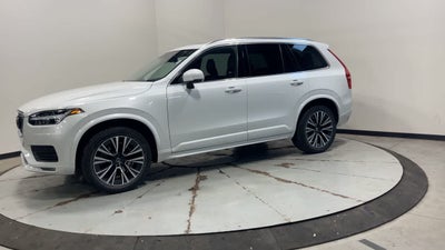 2022 Volvo XC90 Momentum