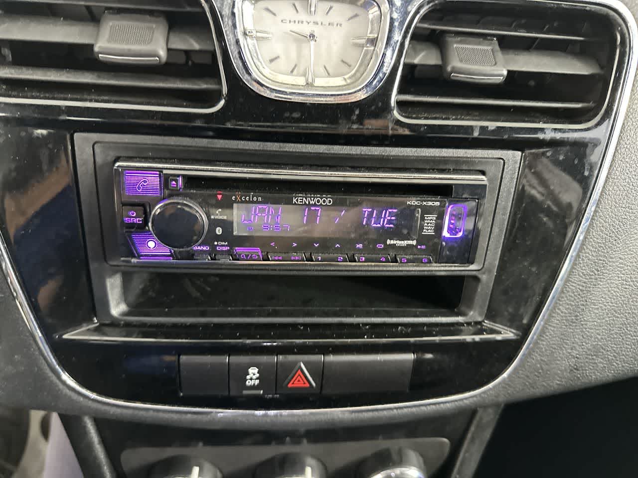 2013 Chrysler 200 Touring