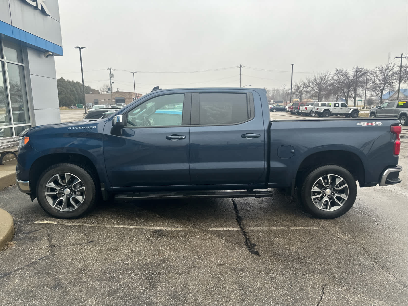 2023 Chevrolet Silverado 1500 LT