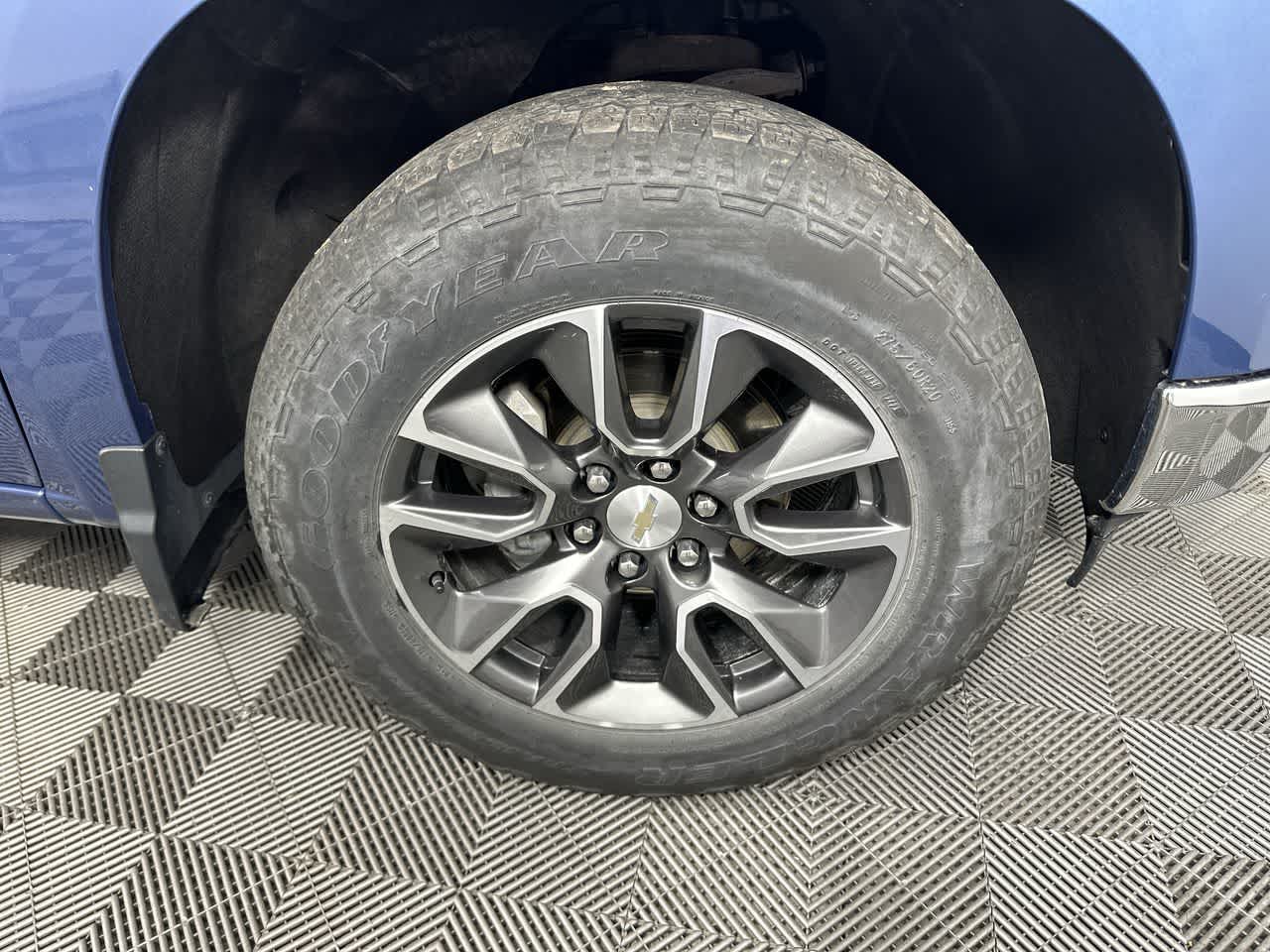 2024 Chevrolet Silverado 1500 LT (2FL)