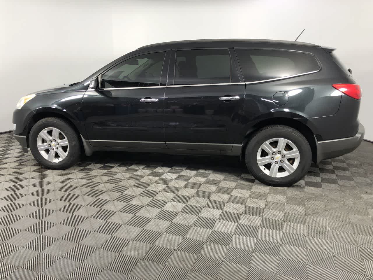 2011 Chevrolet Traverse LT w/1LT