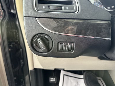 2016 Chrysler Town & Country Touring