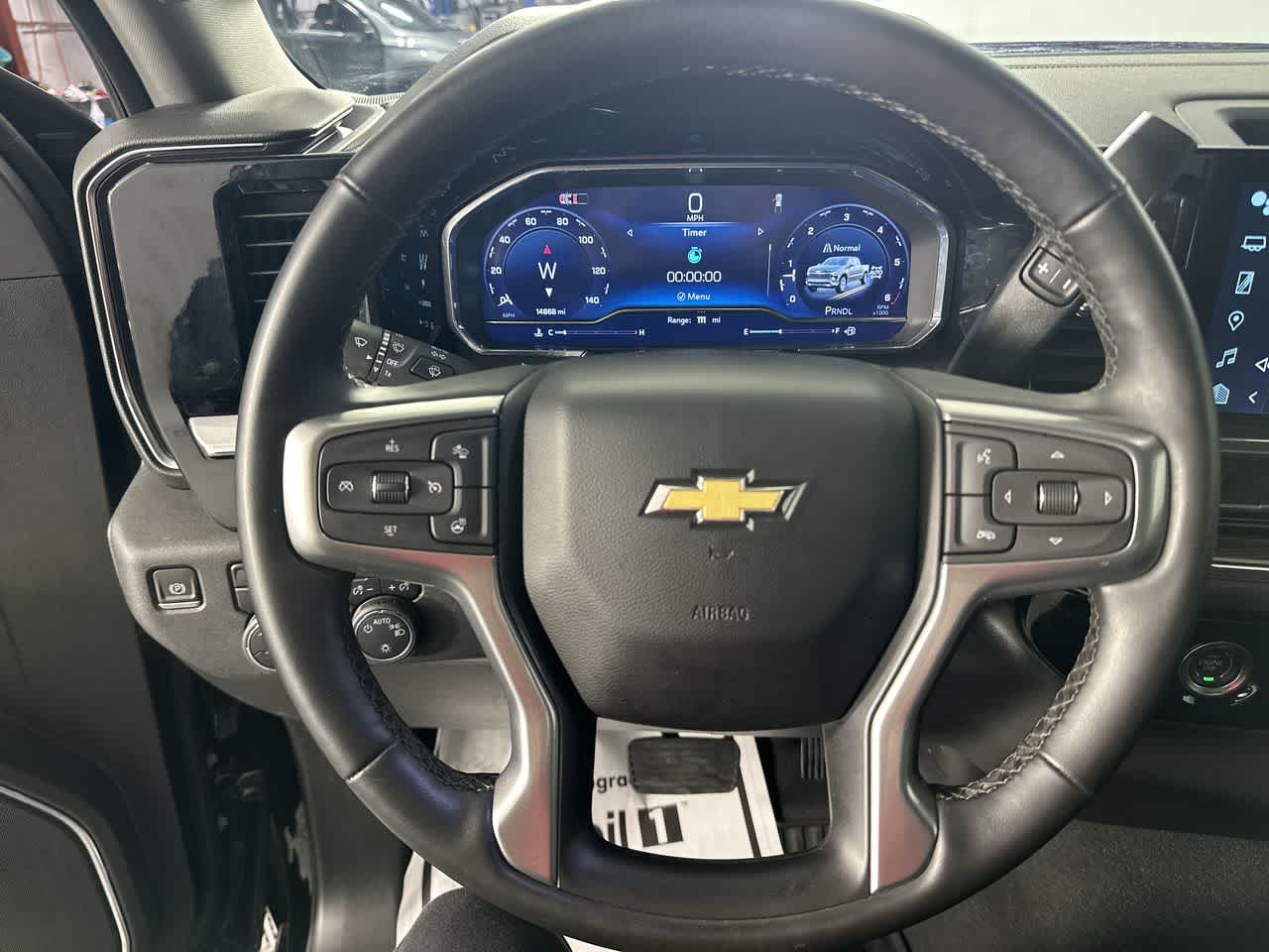 2024 Chevrolet Silverado 1500 LT (2FL)