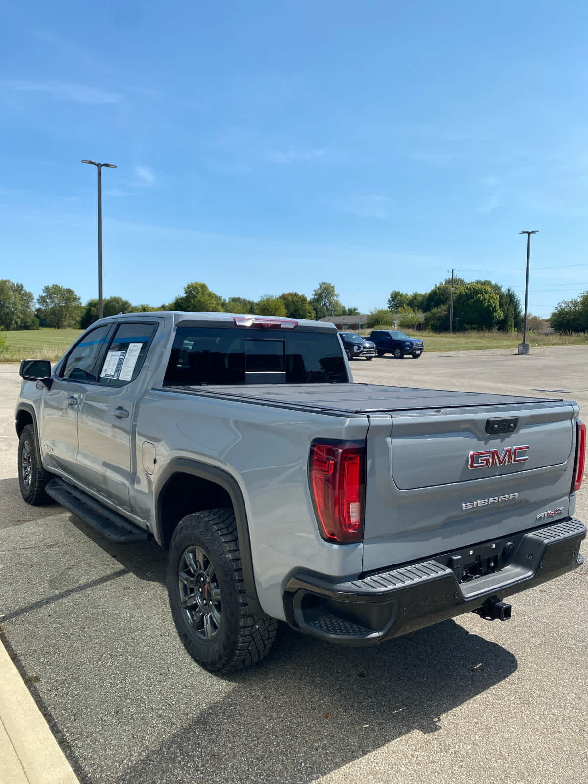 2024 GMC Sierra 1500 AT4X
