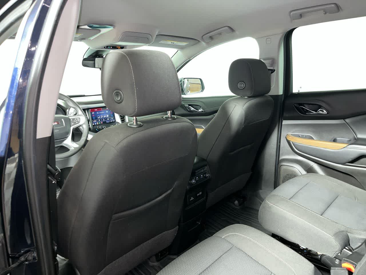 2022 GMC Acadia SLE - Photo 25
