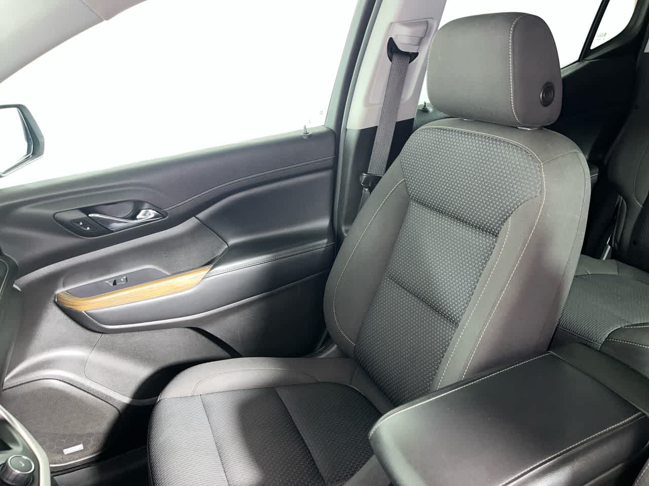 2022 GMC Acadia SLE - Photo 27