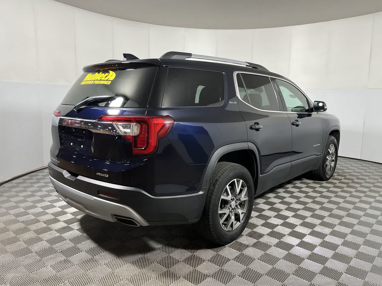 2022 GMC Acadia SLE - Photo 8