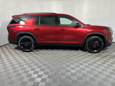 2024 Chevrolet Traverse LT