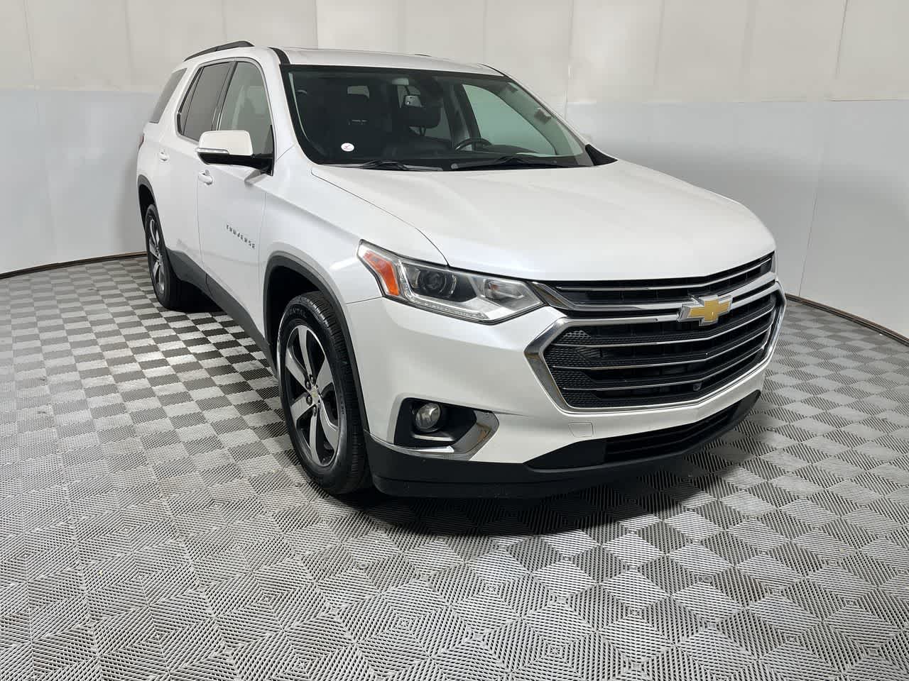 2020 Chevrolet Traverse LT Leather