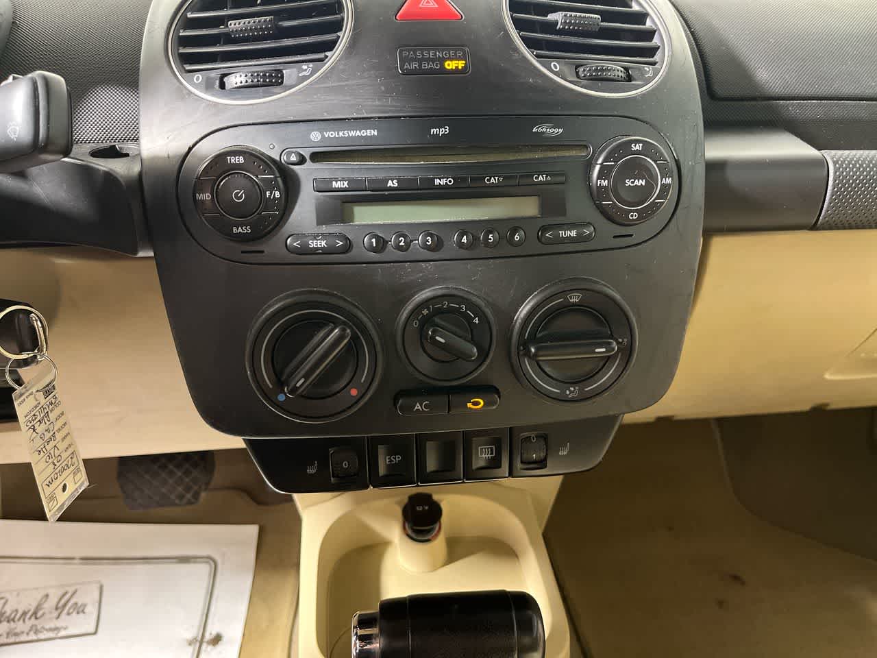2008 Volkswagen New Beetle Convertible SE