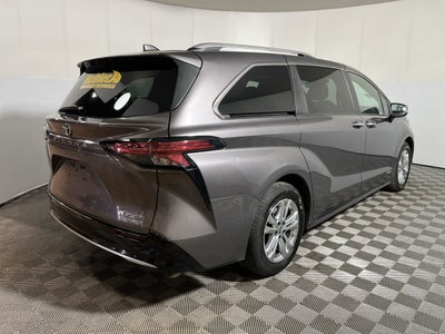 2021 Toyota Sienna Limited