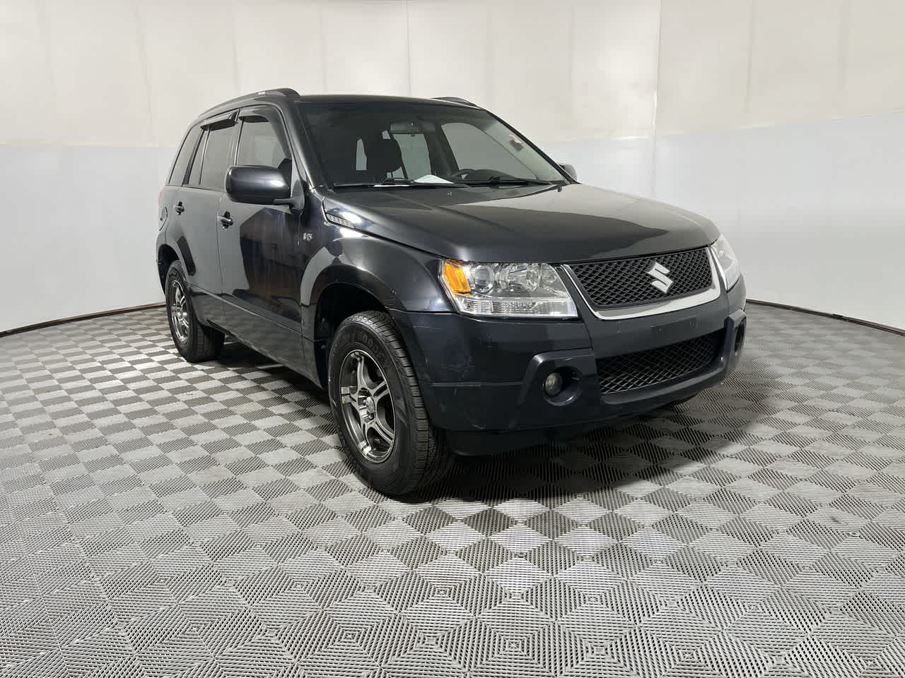 Used 2006 Suzuki Grand Vitara Premium with VIN JS3TD943564102634 for sale in Franklin, IN