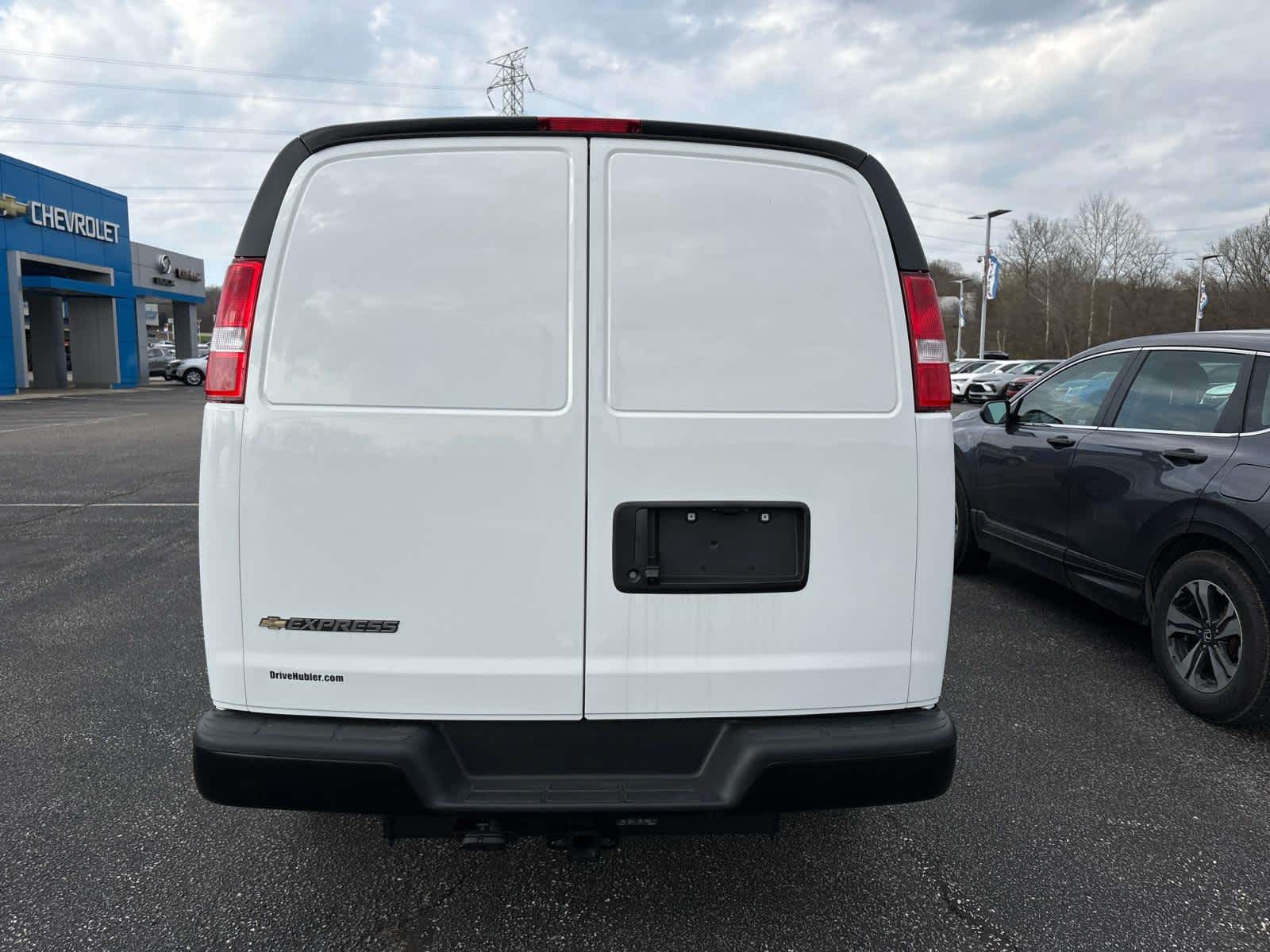 2025 Chevrolet Express Cargo WT