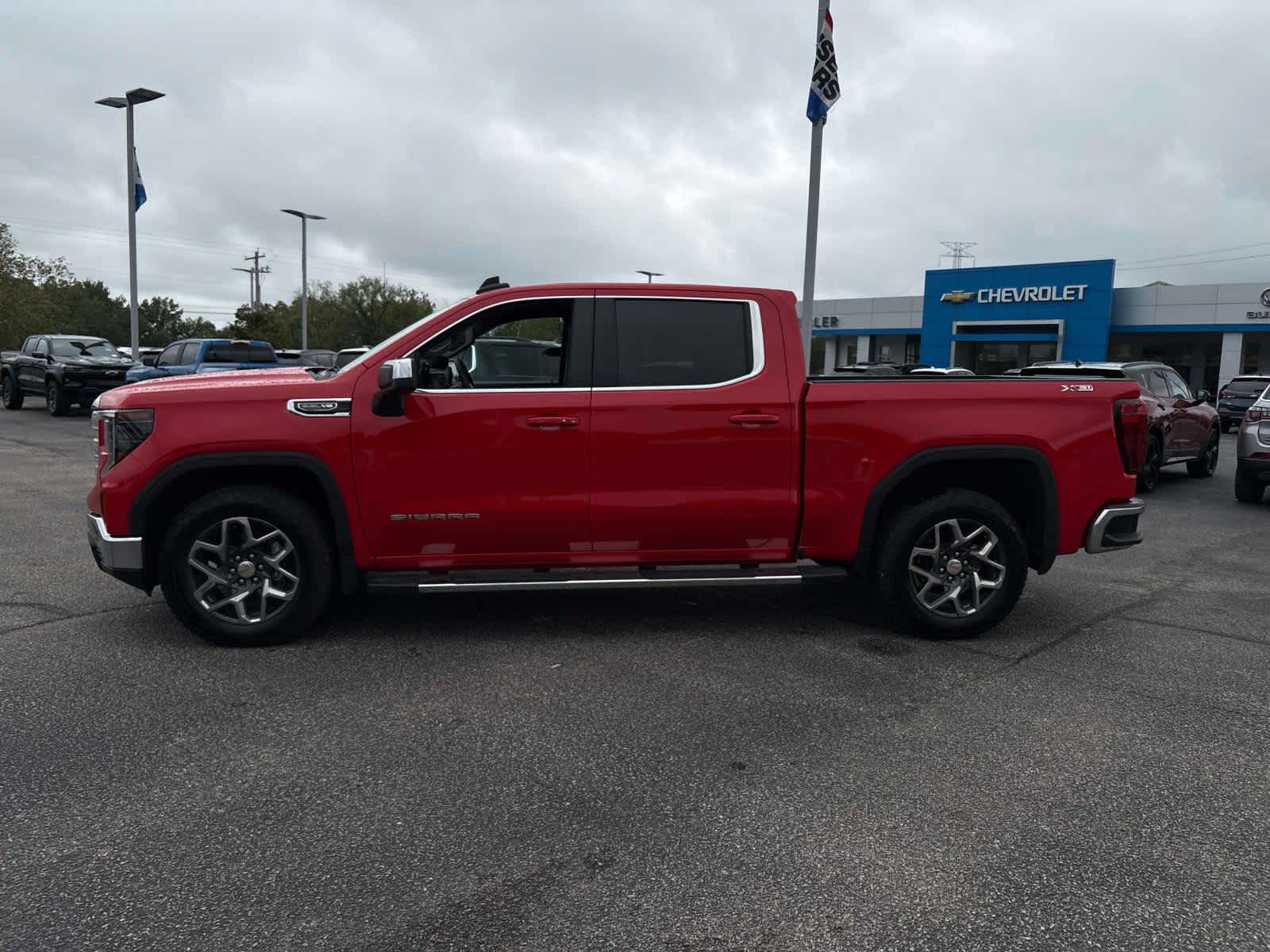 2024 GMC Sierra 1500 SLE