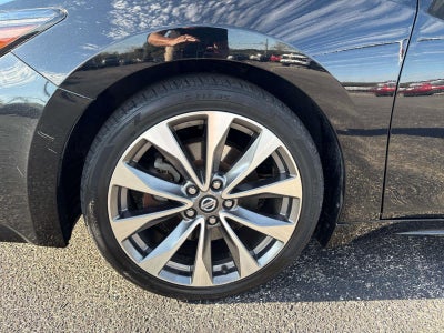 2021 Nissan Maxima Platinum