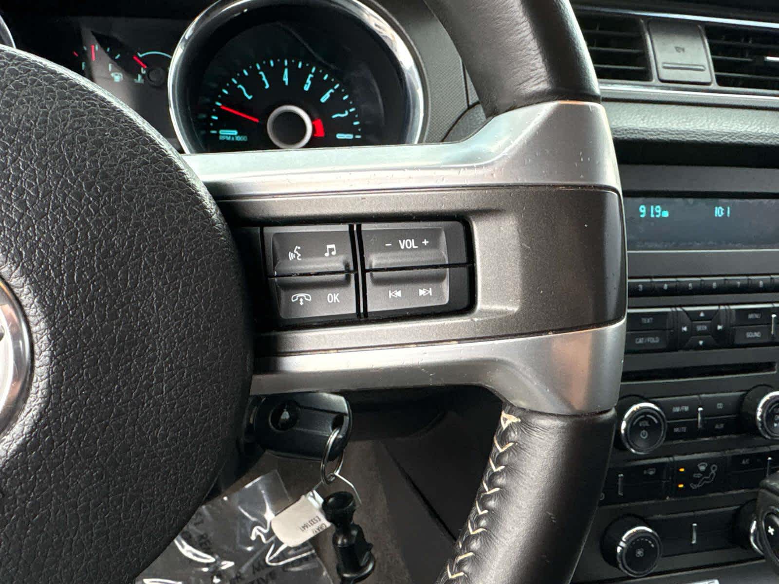 2014 Ford Mustang V6