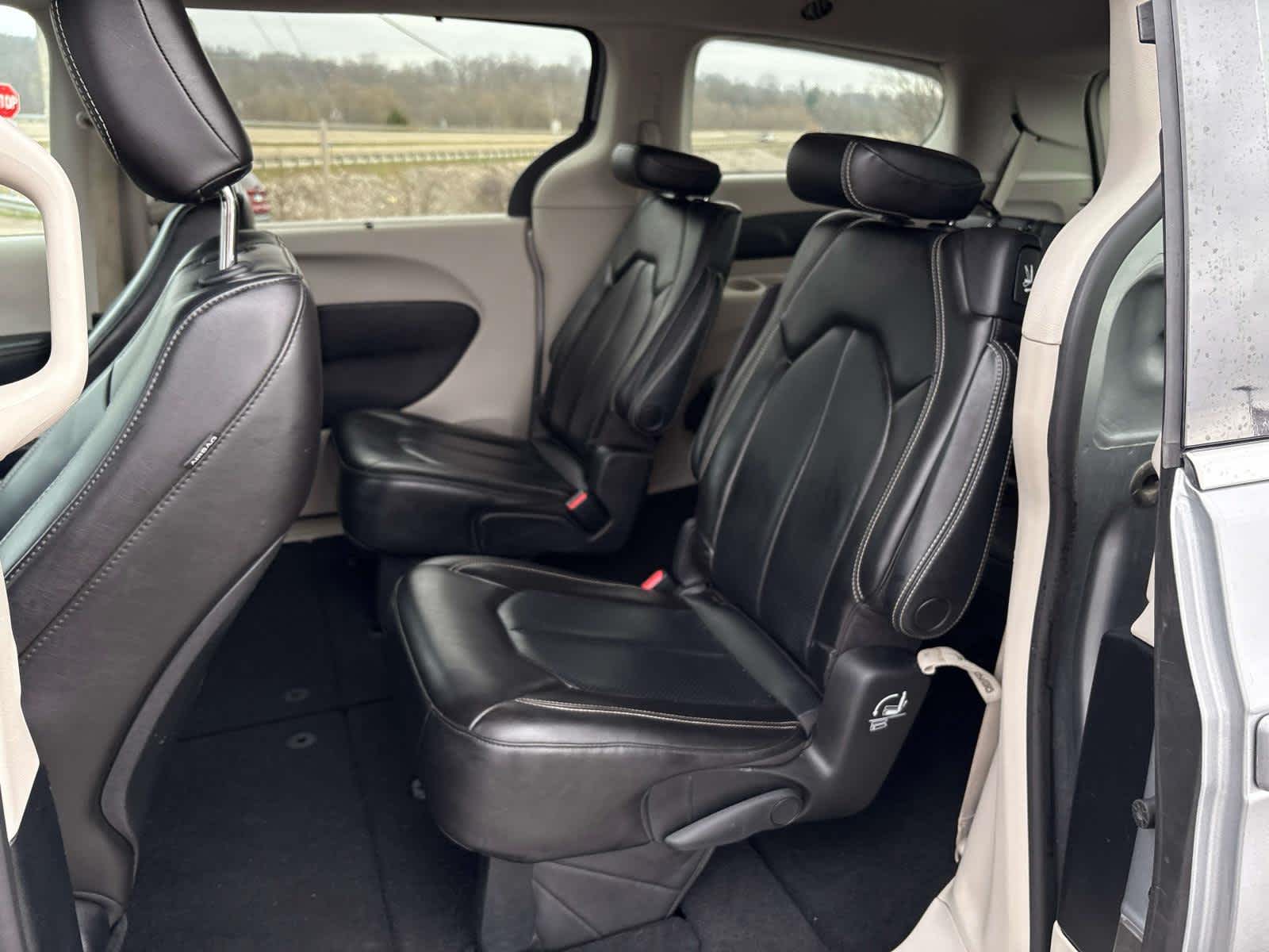 2020 Chrysler Voyager LXI