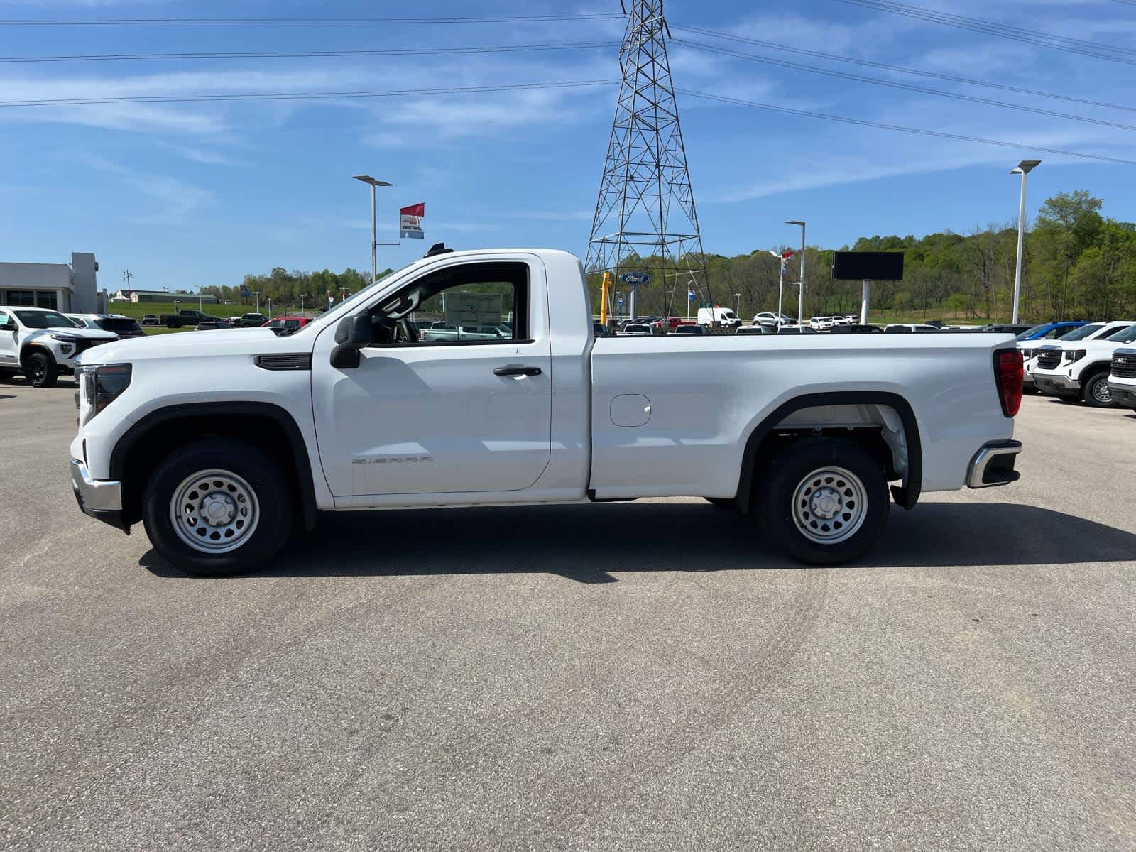 2025 GMC Sierra 1500 Pro