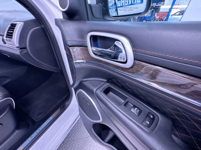 2020 Jeep Grand Cherokee Summit