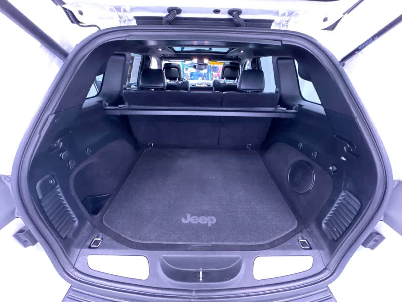 2020 Jeep Grand Cherokee Summit